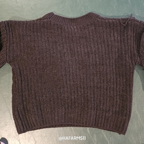 Fringe Sweater Top - Picture 2 of 5